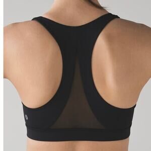Lululemon Activewear Invigorate  Raceback Black Sport Athletic Bra Size 6